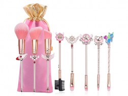 Makeup brush set A　*This prize may take up to 2 weeks to ship.