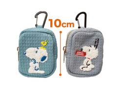 スヌーピー　サガラ刺繍ワッフルミニポーチ２