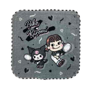 ペコちゃん×サンリオ　コラボ　ミニタオル　Ｂ