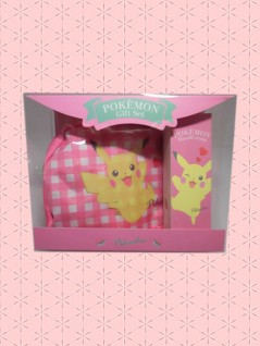 ポケモン ハンドクリーム ポーチセット を投入いたしました Claw Machine Game Toreba