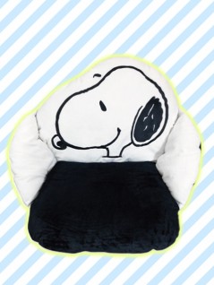 キャラクターチェアクッション を投入いたしました オンラインクレーンゲーム トレバ