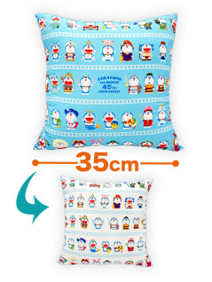 映画ドラえもん　４５周年クッション